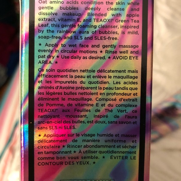 Glamglow facial cleanser - Picture 4 of 5